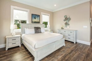 House | 4 bedrooms, Internet - Aquaria House by Brightwild Pool Boat Dock (Key West)