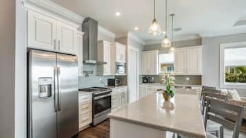 House | 4 bedrooms, Internet