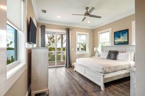 4 bedrooms, Internet - Aquaria House by Brightwild Pool Boat Dock (Key West)