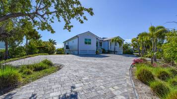 4 bedrooms, Internet