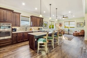 House | 4 bedrooms, Internet - Capmar House by Brightwild Huge Home Pool (Key West)