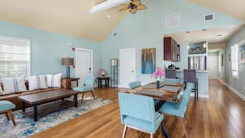 Apartment | 2 bedrooms, Internet