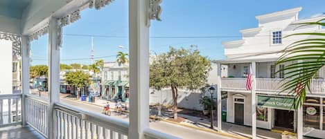 2 bedrooms, Internet