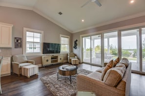 Interior - Mirador House by Brightwild Pool Dock (Key West)