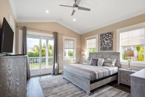 5 bedrooms, Internet - Mirador House by Brightwild Pool Dock (Key West)