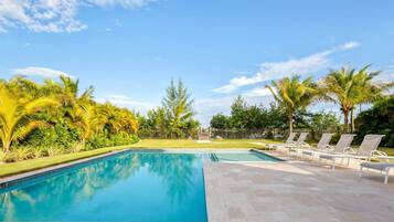 House | 5 bedrooms, Internet