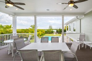 House - Mirador House by Brightwild Pool Dock (Key West)