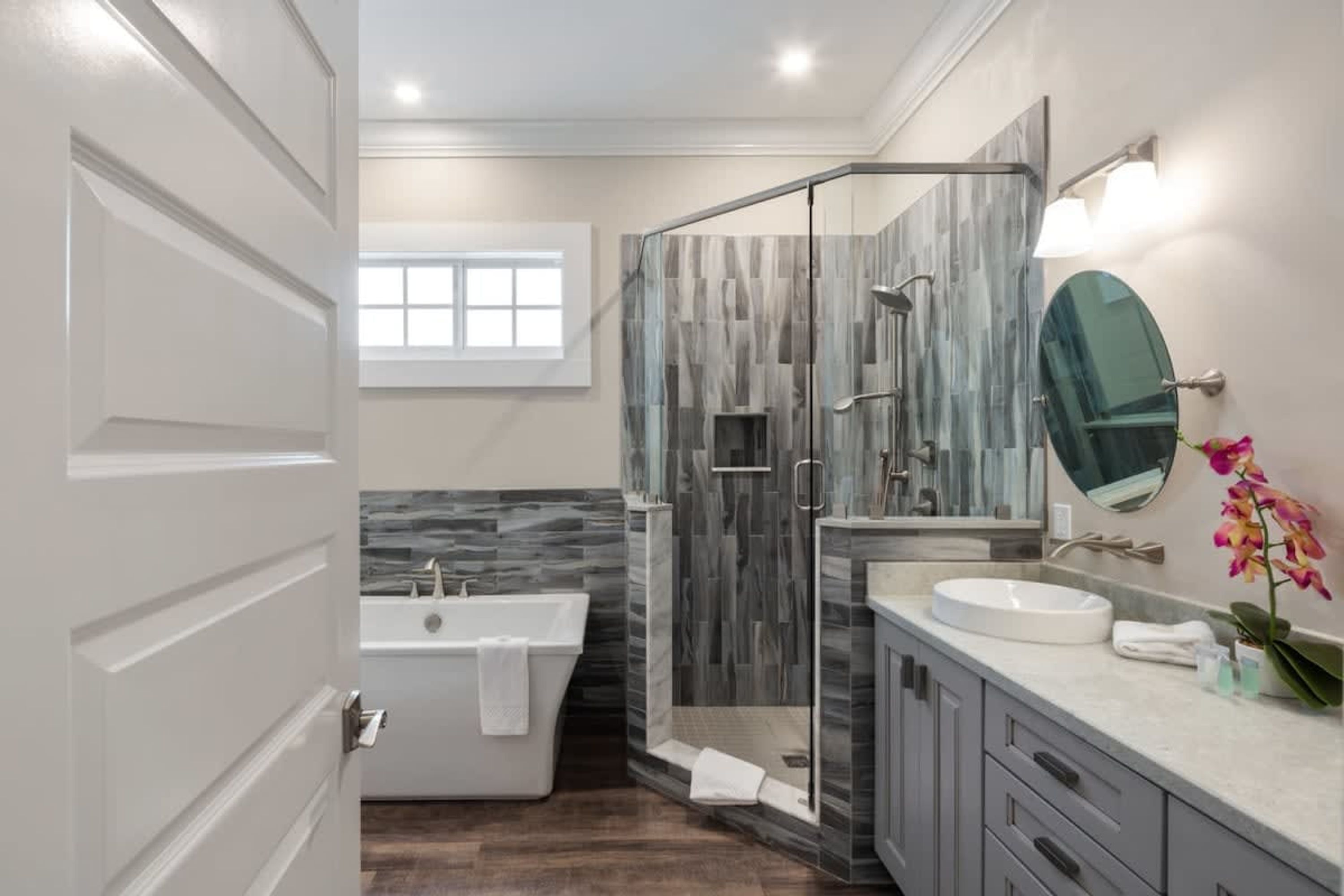 House | Bathroom