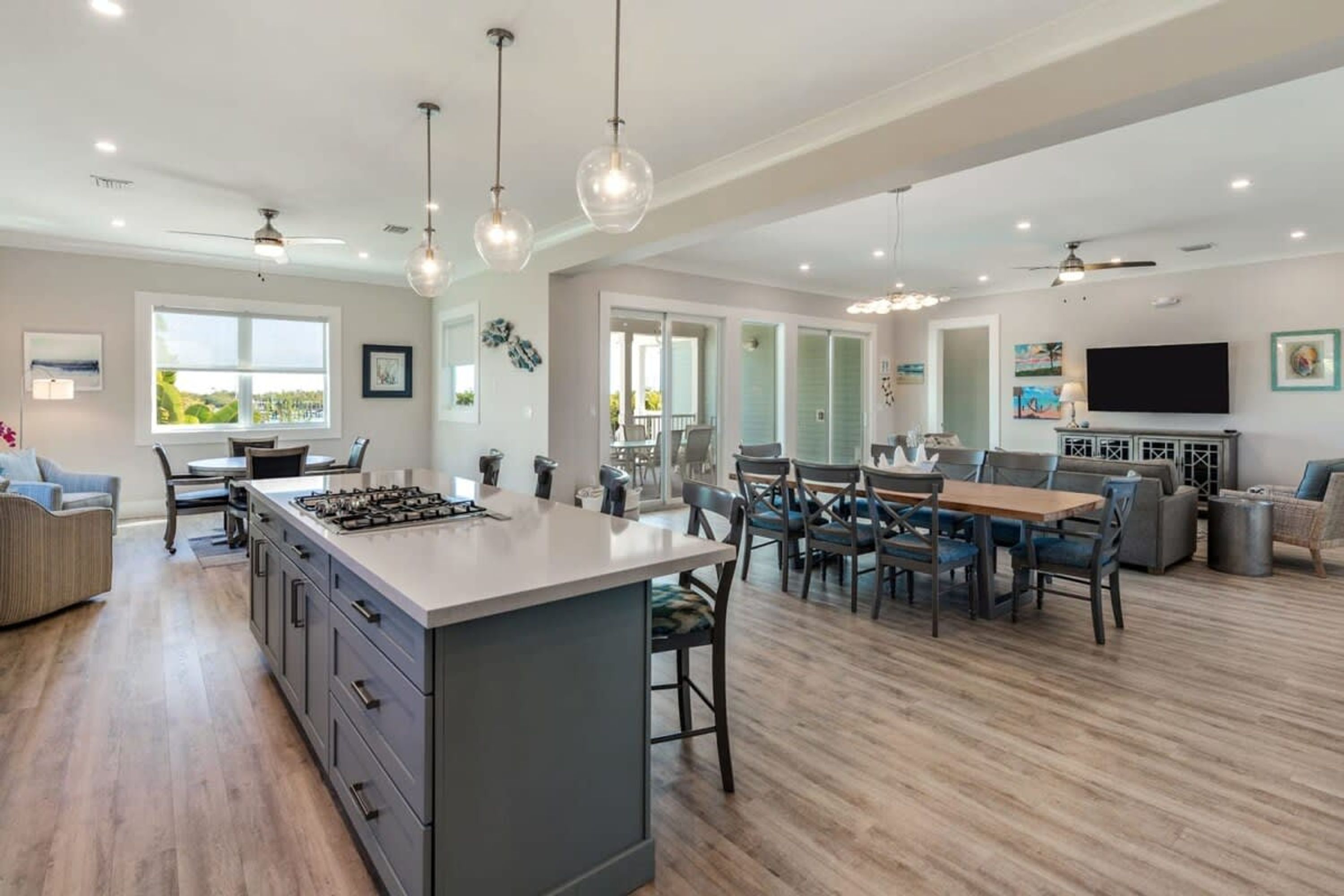 Talo | 4 makuuhuonetta, internet