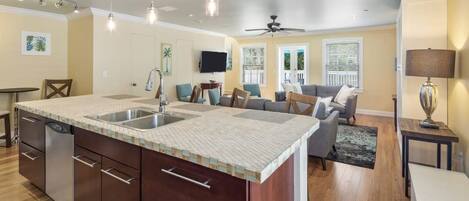 2 bedrooms, Internet