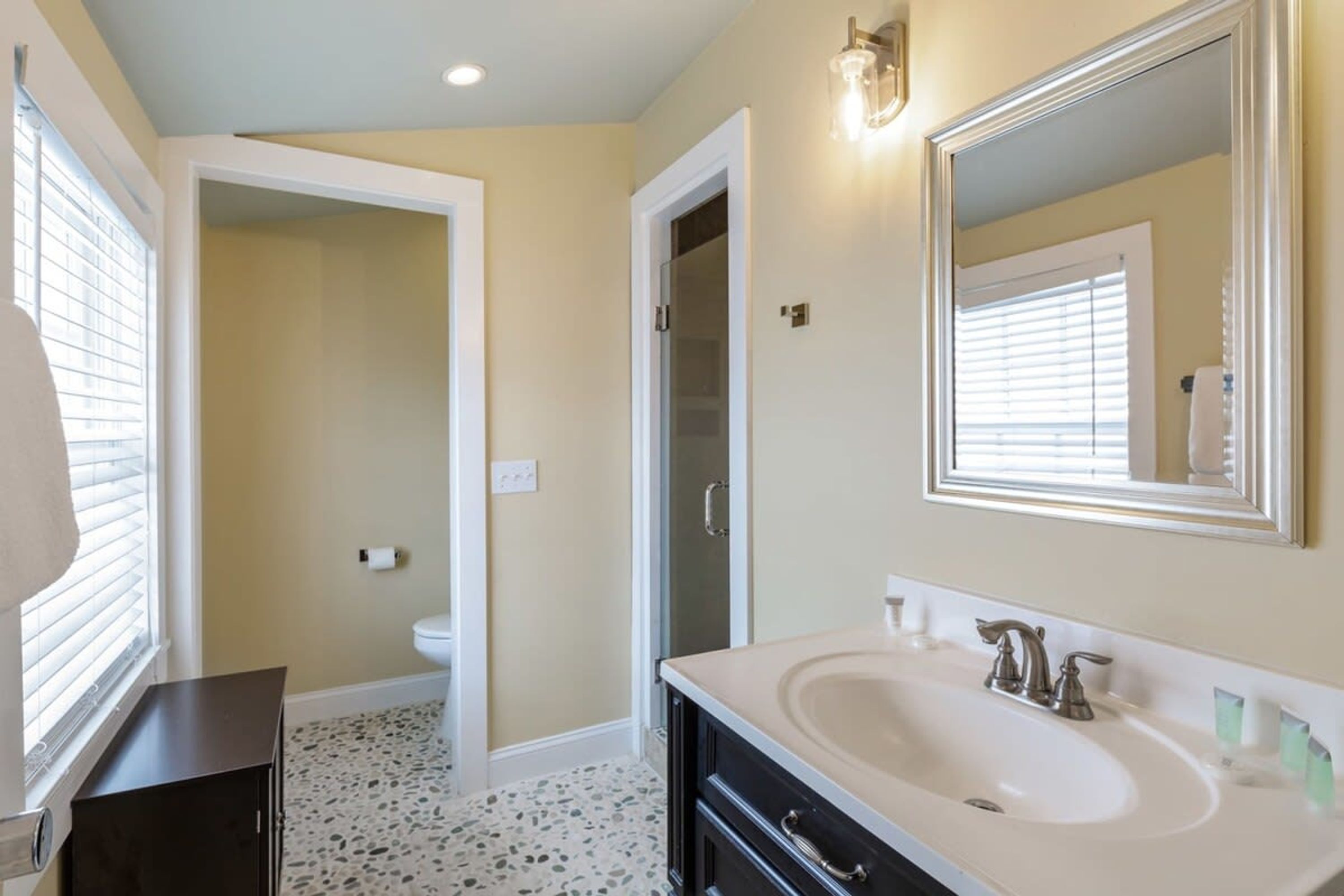 House | Bathroom
