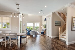 House | 5 bedrooms, Internet - Suncoast House by Brightwild Pool Boat Dock (Key West)