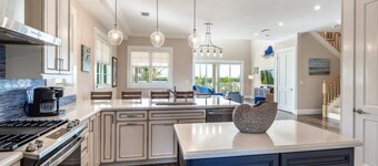 Suncoast House by Brightwild Pool Boat Dock