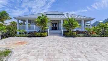 Hus | 5 soverom og internett