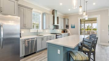 Casa, fumadors | 4 dormitoris i Internet