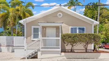 Apartment | 2 bedrooms, Internet