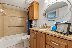 Apartment | Bathroom - Ocean View Suite w Pool Hot Tub Beach Access (Daytona Beach Shores)