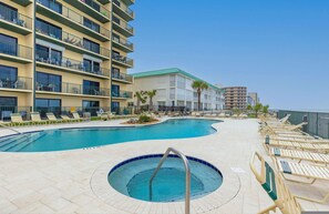 House | 1 bedroom, Internet - Updated Ocean Front Condo Aquamarine Suite 201 (Daytona Beach Shores)