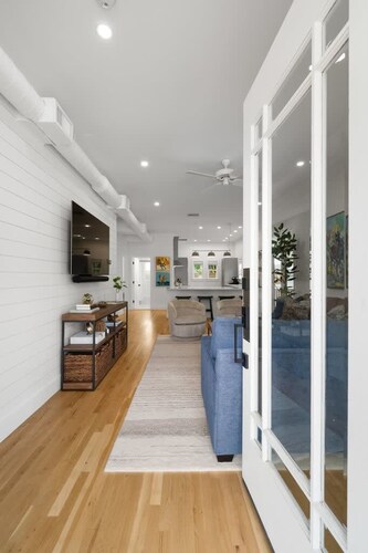 Casa Padr n Gorgeous Home Steps to 7th Ave