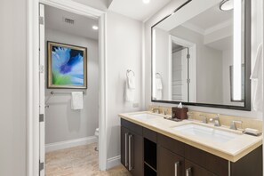 Apartment | 2 bedrooms - Ocean Front 2BR Residence (Key West)