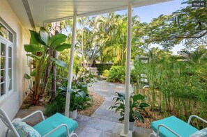 3 bedrooms, desk, Internet - Hidden Oasis Gorgeous Home w Pvt Pool (Key West)