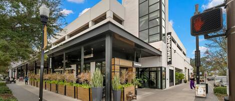 Appartamento | 2 camere, una scrivania, Internet