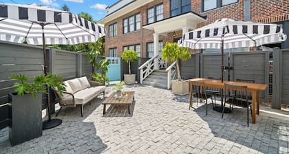 The Adaline 3 Hyde Park Apt Steps to Bayshore