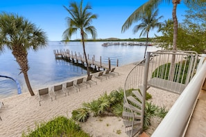 Apartment | 1 bedroom - Ocean Front 1BR Suite With Direct Beach Access (Key West)