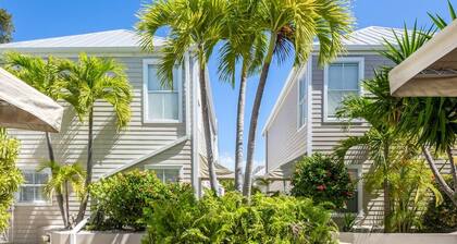 Villa Positano by Brightwild Pool on Duval