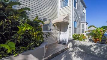 Apartment | 2 bedrooms, Internet