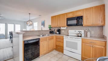 Apartment | 2 bedrooms, Internet