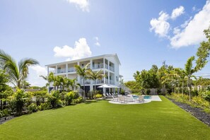 House | 6 bedrooms, Internet - New Crestwood House by Brightwild Huge Pool (Key West)
