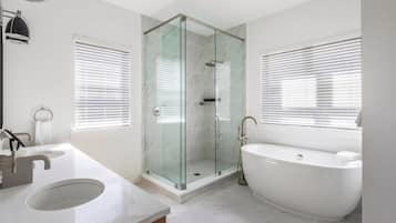 House | Bilik Mandi