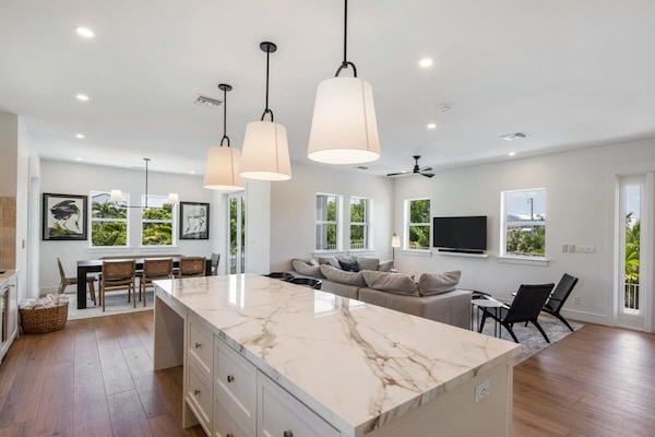 House | 6 bedrooms, Internet