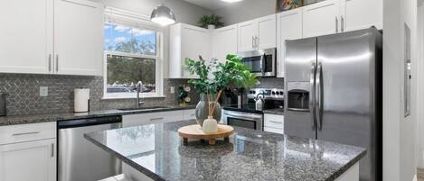 Apartment | 2 bedrooms, Internet