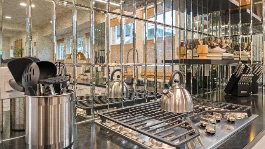 Soho Serenity by Brightwild Pool Hot Tub