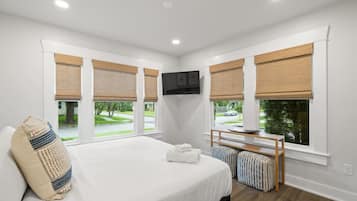 House | 3 bilik tidur, meja, Internet