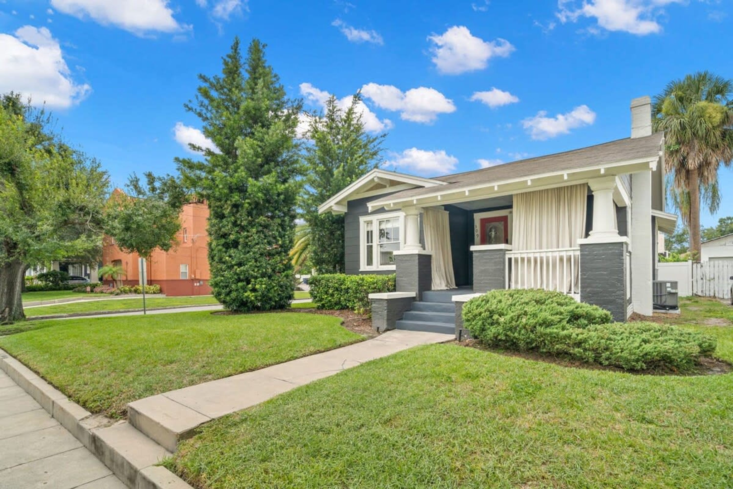 Casa | 3 habitaciones, escritorio y internet 