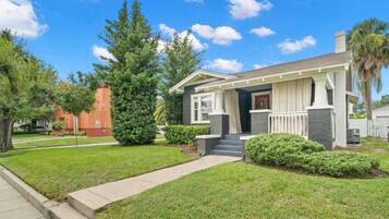 Casa | 3 habitaciones, escritorio y internet