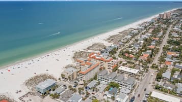 House, Accessible | 6 bedrooms, desk, Internet