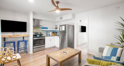 New! Modern King Suite Steps to the Beach!