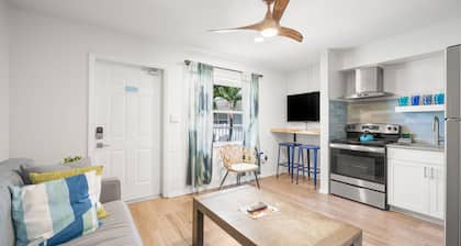 New! Modern King Suite Steps to the Beach!