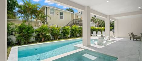 House, Accessible | 6 bedrooms, desk