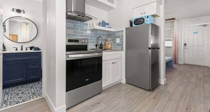 Studio w/ King Bed Heated Pool, Steps to Beach!