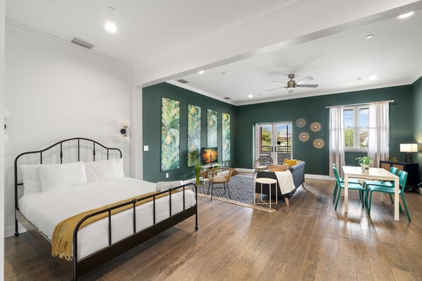 Apartment | Internet - NEW Rumba Roost Upscale Ybor Studio On 7th Ave (Tampa)