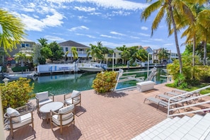 House | 3 bedrooms, desk, Internet