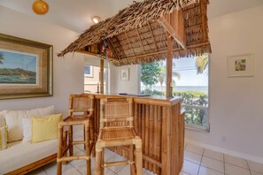 House | 3 bedrooms, desk, Internet