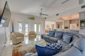 Casa | 3 habitaciones, escritorio y internet 