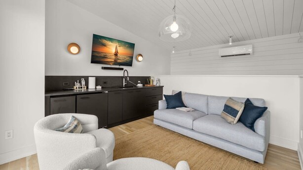 บ้านพัก | 6 ห้องนอน, โต๊ะทำงาน, อินเทอร์เน็ตความเร็วสูง