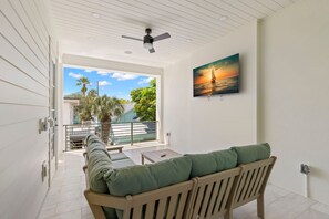 House, Accessible | 12 bedrooms, desk, Internet